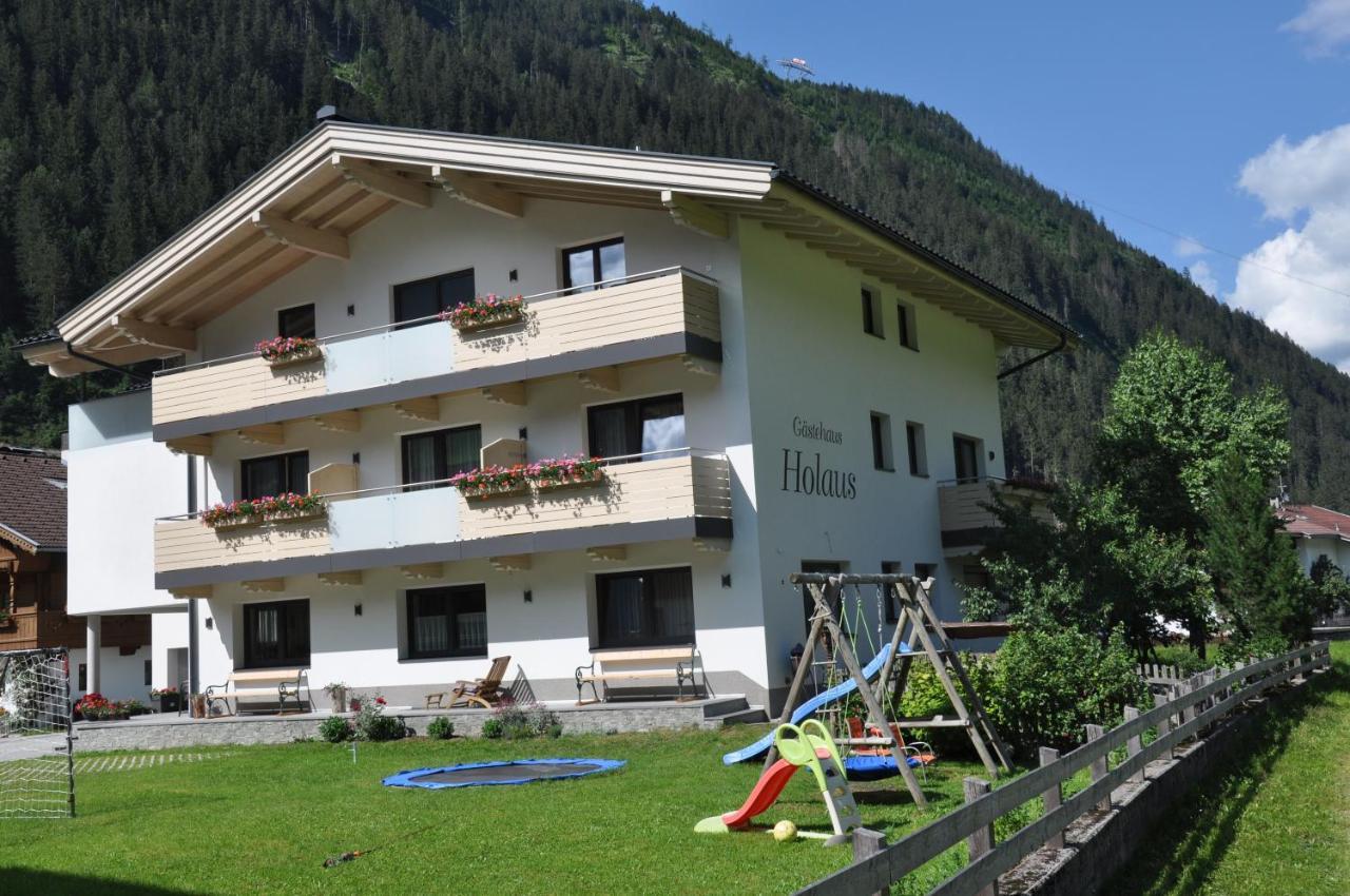 Gaestehaus Holaus Mayrhofen Exterior photo