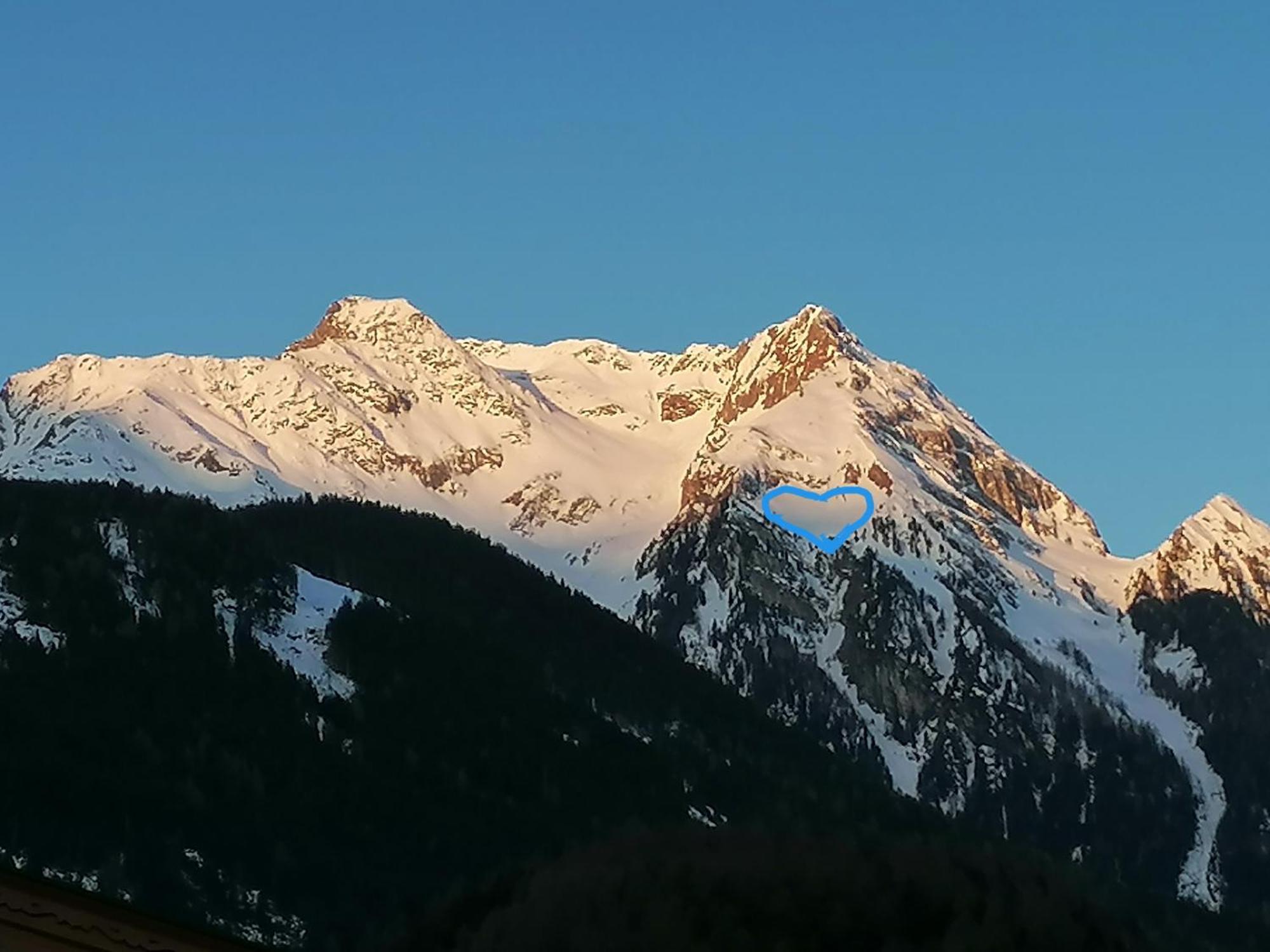 Gaestehaus Holaus Mayrhofen Exterior photo